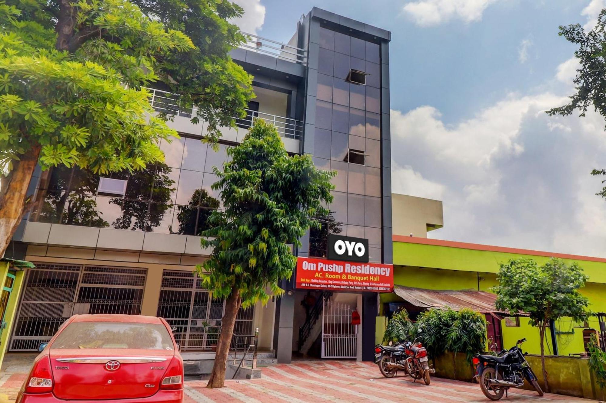 Hotel O Om Pushp Residency Mathura Kültér fotó