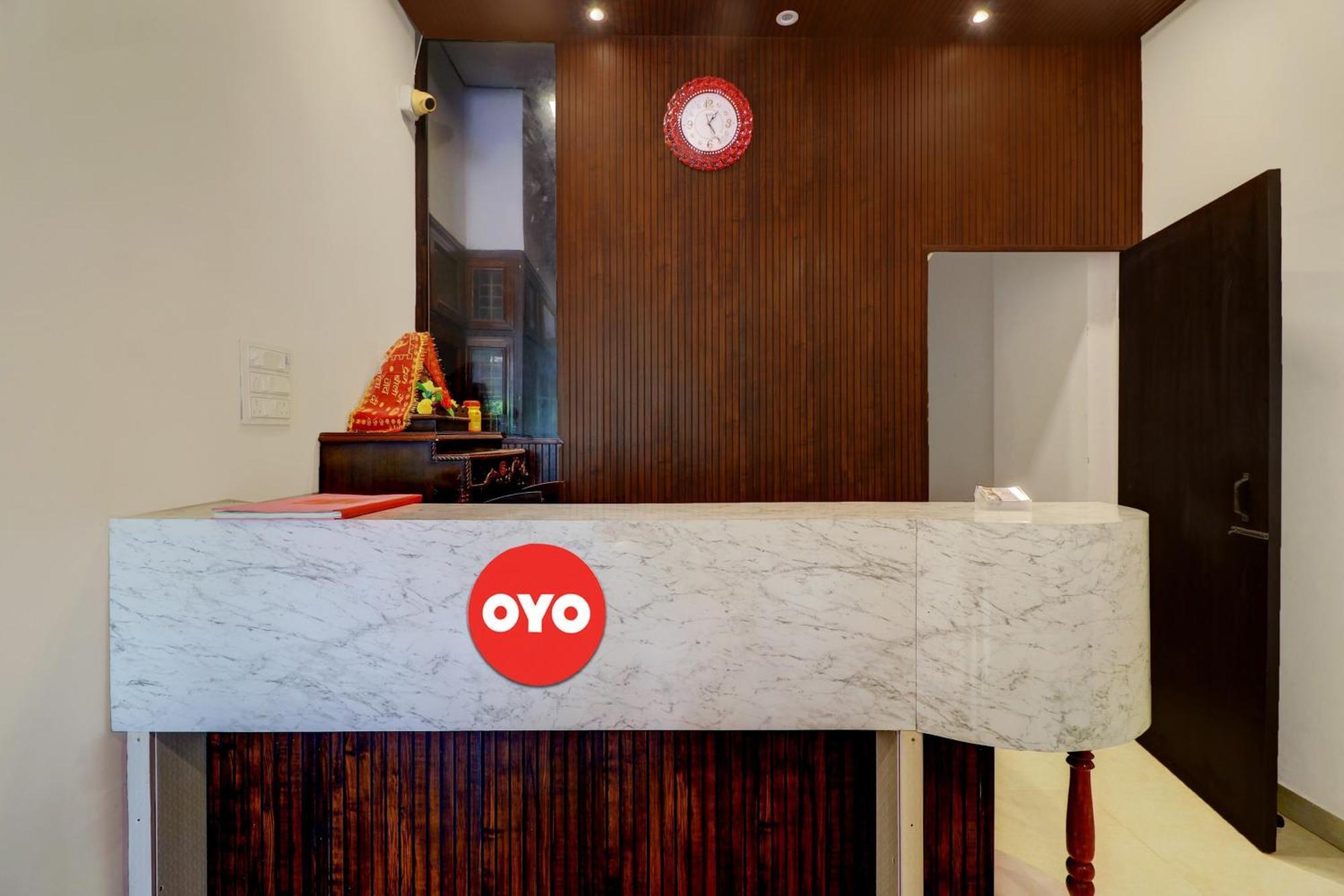 Hotel O Om Pushp Residency Mathura Kültér fotó
