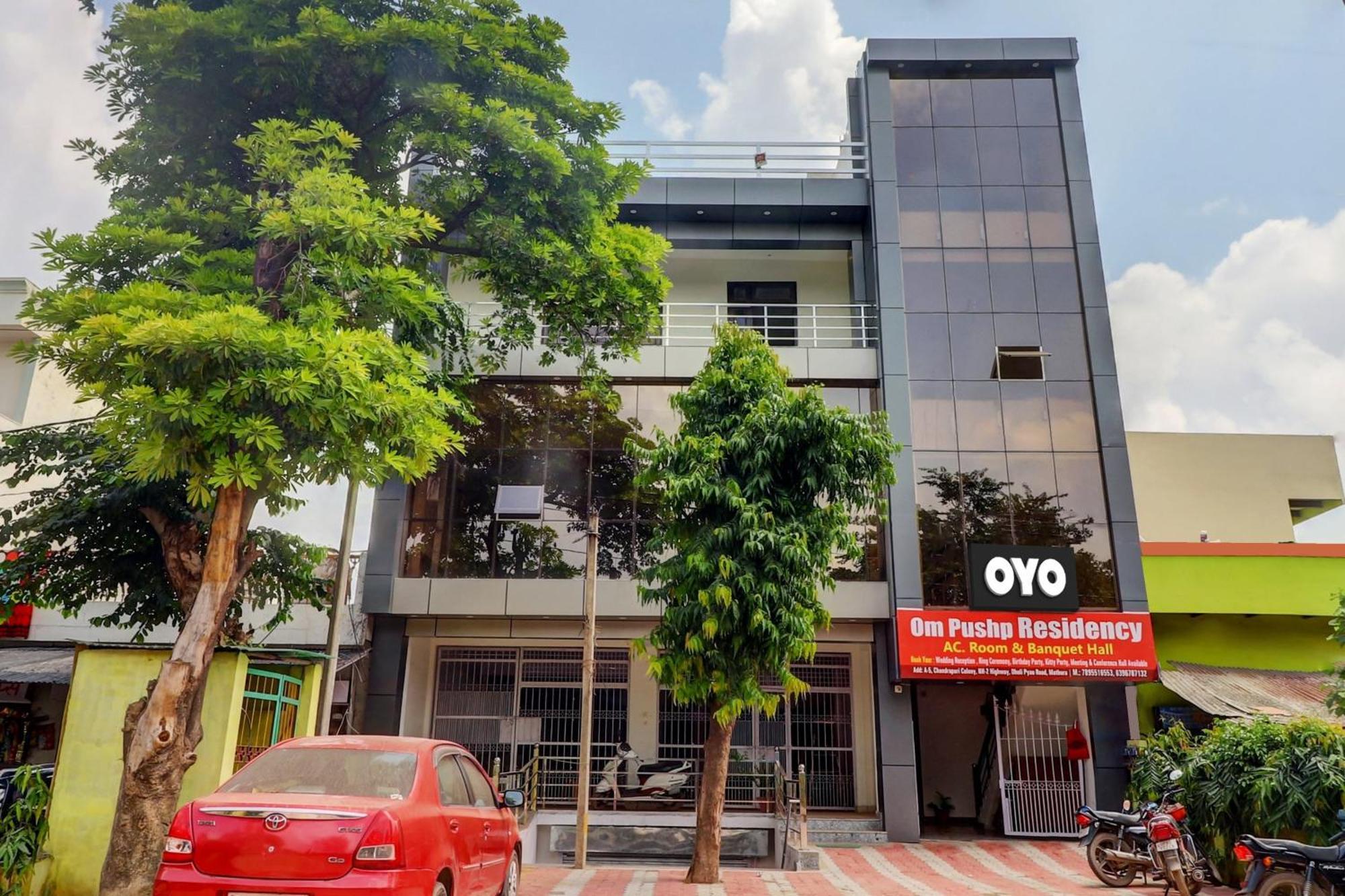 Hotel O Om Pushp Residency Mathura Kültér fotó